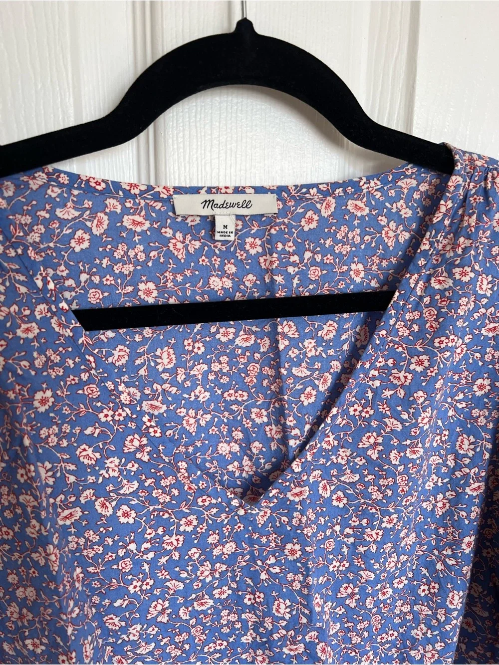Madewell Womens Blue And Red Blouse Puff Sleeve, V-neck, Size Medium